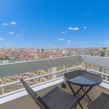 Beau Renove, Balcon, Acces Plage, Piscine