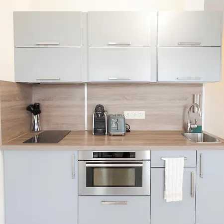 Apartamento Beau Rénové, Balcon, Accès Plage, Piscine *