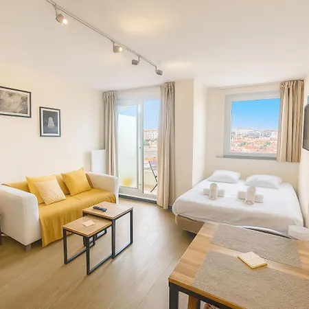 Apartamento Beau Rénové, Balcon, Accès Plage, Piscine